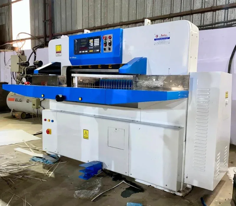EH Plus-Series Programmable Paper Cutting Machine