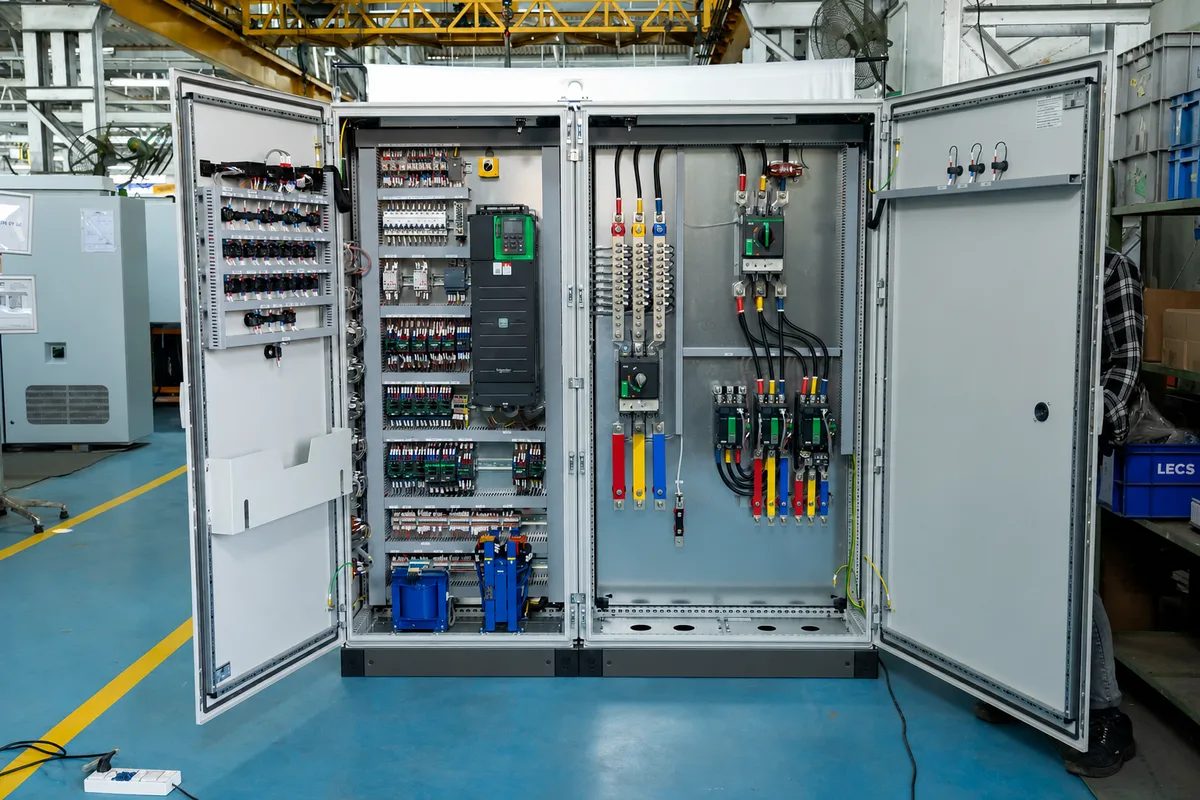 Control Panels (PLC, MCC, VFD, AMF, PDB, LDB)