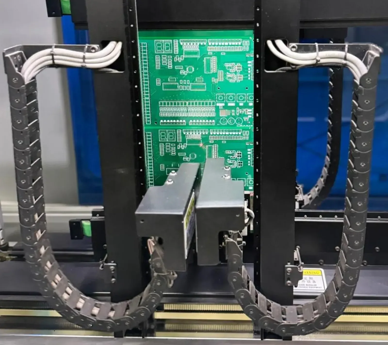 Automated SMT machinery