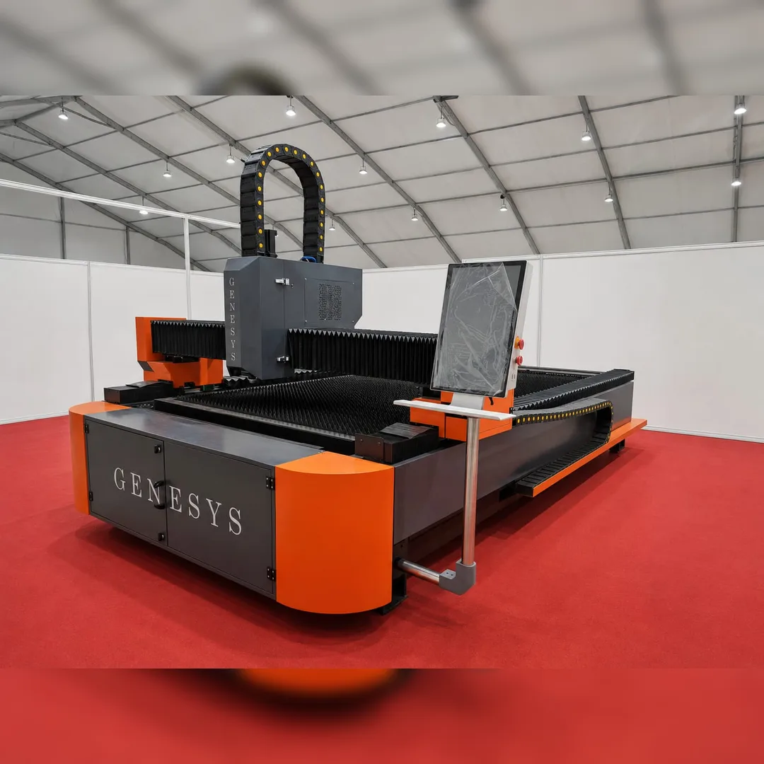 Fiber Laser Cutting Machine